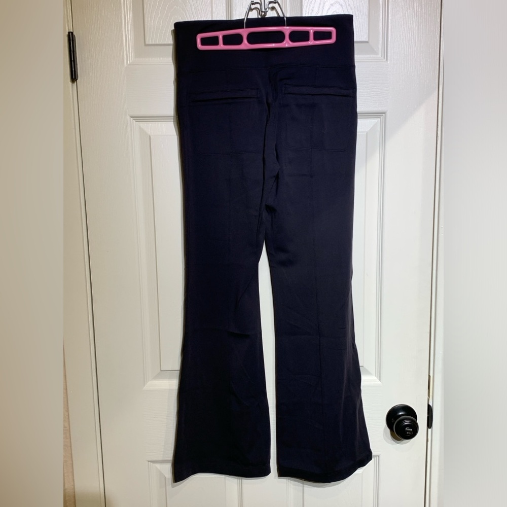 Althleta Pants.  Delancey flare, size petite / Medium.  Black